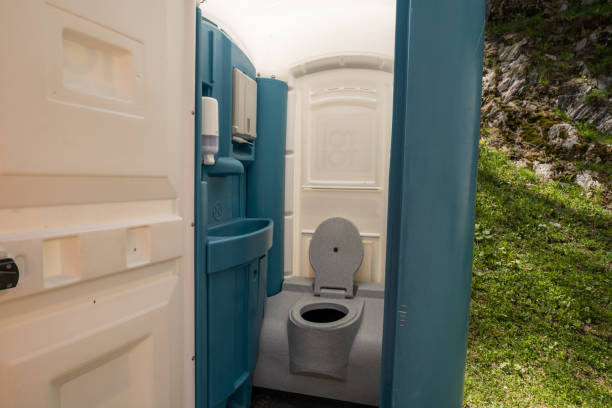 Portable Toilet Options We Offer in Crescent, OK